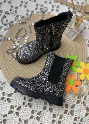 1+1=3 🖤 стильні блискучі сапоги next glitter chelsea 26,5 16,5 чоботи блискучі чорні сріблясті