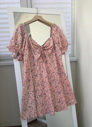 Платье в цветы shein