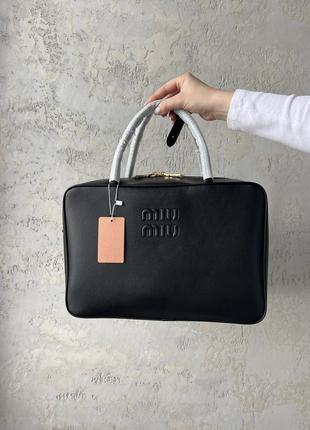 Черная сумка в стиле miu miu вместительная сумка