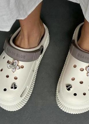 Женские кроксы crocs beach blue (белые)