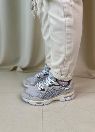 Жіночі кросівки asics gel nyc beige grey