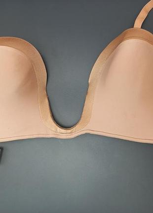 Wonderbra  бюст для глубокого декальте р.30-32д