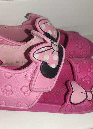 Удобные босоножки 18.5 см