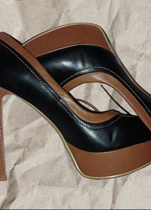 Туфлі жіночі