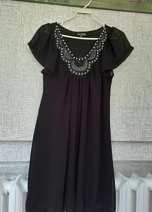 Продам нарядное вискозное платье xiagu