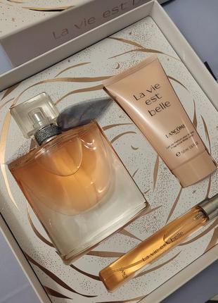 Парфюмированный набор женский lancome la vie est belle