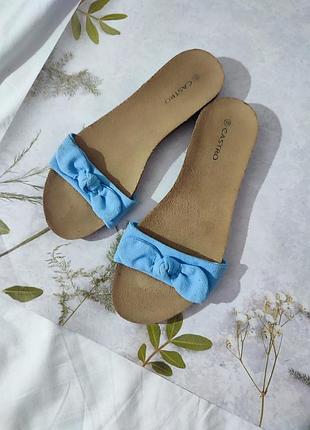 Шльопанці на корковій підошві від castro