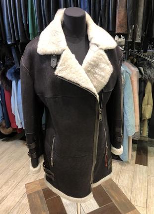 Пілот подовжений,біле хутро