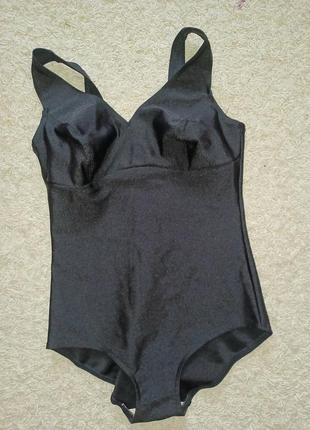 Утягивающее белье р.46 испания