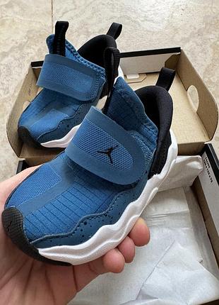 Детские кроссовки jordan eur 22, 12 см
