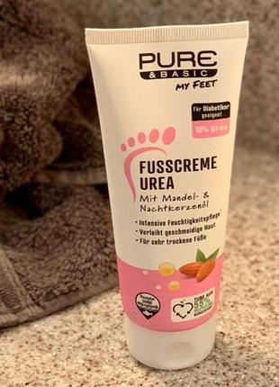 Крем для ножек с миндальным маслом от pure&basic подходит для диабетической стопы