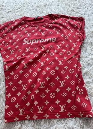 Футболка жіноча