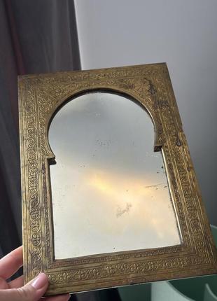 Древнее зеркало в восточном стиле, винтажное зеркало