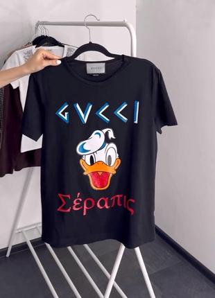 Футболка оригінальна брендована