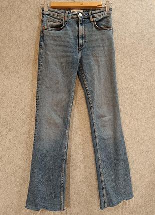 Джинсы
