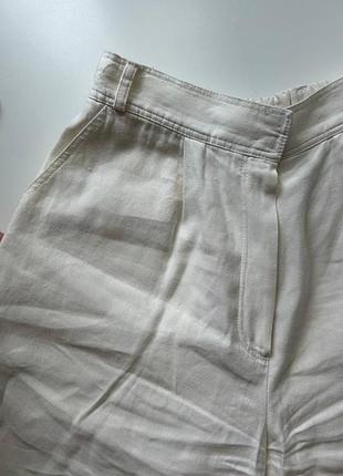 Бермуды и рубашка