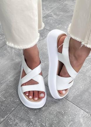 Босоніжки шкіра 36-40