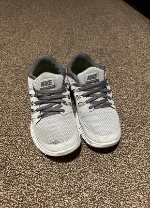 Кроссовки nike free 5.0