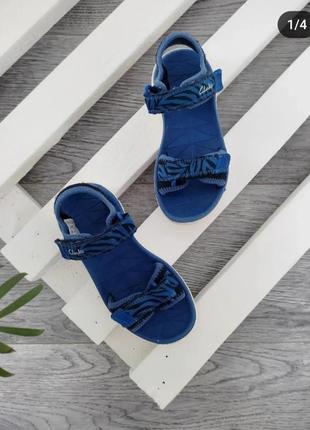 Босоніжки кларкс 5(21)