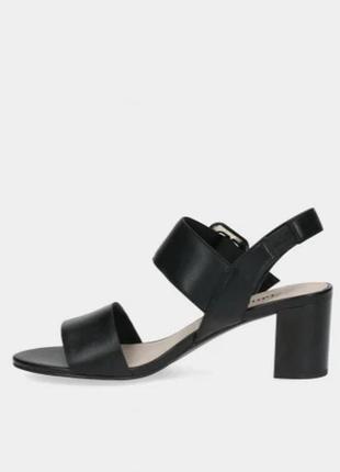 Шкіряні жіночі босоніжки на товстих підборах  caprice 🇩🇪 37-38 розмір3 фото