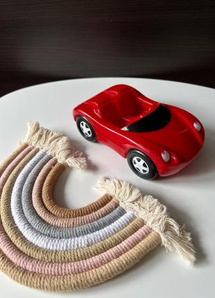 Красная тяжелая машинка little tikes