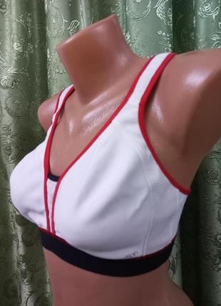 Бюстгальтер