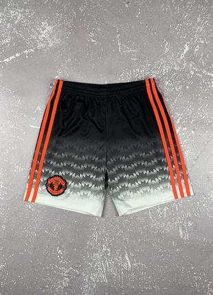 Adidas manchester united шорти футбольні спортивні1 фото