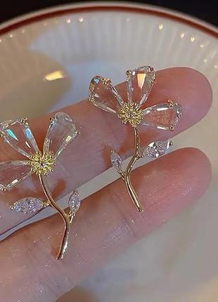 Серьги цветы прозрачные нежные