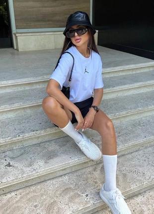 Жіночий літній спортивний костюм з шортами5 фото