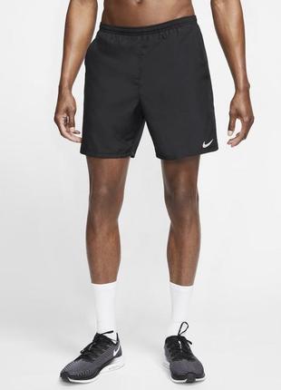 Стильные трендовые спортивные шорты nike dri-fit