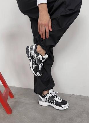 Жіночі текстильні кросівки nike vomero 5 grey/black найк вомеро 5