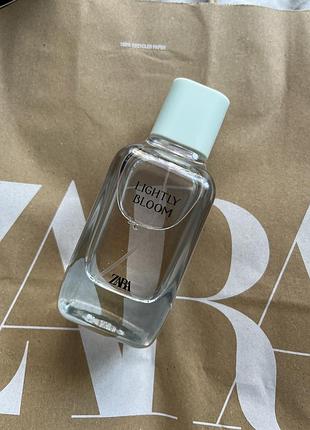 Zara lighlty bloom 100 ml eau de parfum без упакування з набору