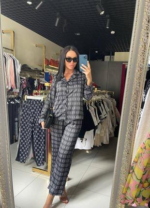 Брючный костюм брендовый в стиле loewe