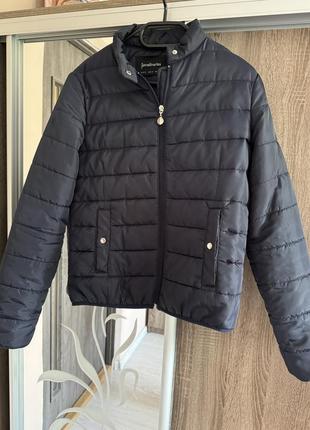 Синя куртка stradivarius m