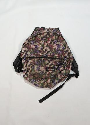 Жіночий рюкзак eastpak