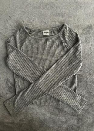 Кофточка в хорошем состоянии