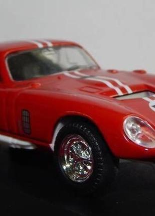 Модель автомобиля shelby cobra daytona coupe 1965 г. 1:43