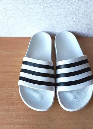 Шльопанці сланці тапки adidas stripe adilette aqua 41 р. устілка 26,5 см
