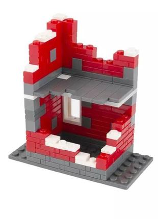 Військові залишки часів другої світової війни — червона цегла