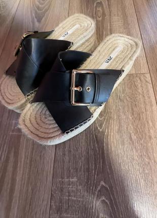 Шлепки zara