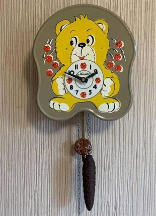 Годинник-ходики настінний механічний антикваріат маяк 