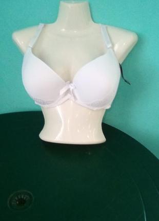 Бюстгальтер, білий, гладкий, тонкий поролон, чашка е, об'єми 100, 105,1 фото