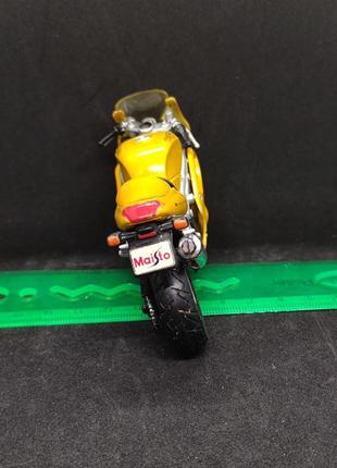 Модель мотоцикла maisto 1:18 triumph 955i daytona 1998 китай іграшка 1/18 1-18