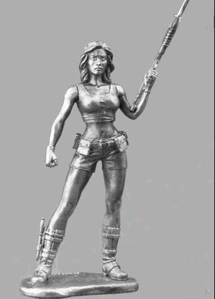 Статуэтка фигурка сувенир сплав олова девушка эротика с ружьем пр-во украина