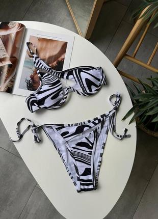 Жіночий купальник бюст та трусики на зав'язках принт зебра