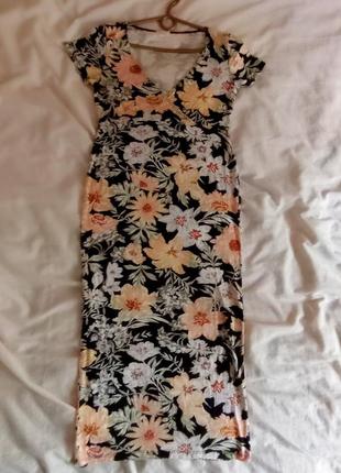 Нежное легкое трикотажное платье 46-48р