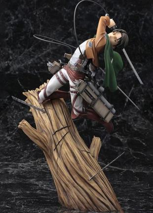 Колекційна фігурка леві аккерман на брешні атака на титанів abc attack on titan 28 cm