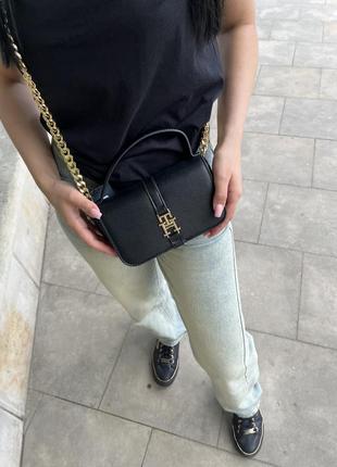 Сумка от tommy hilfiger