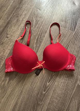 Бюстгальтер