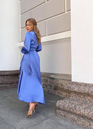 Женское платье на запах